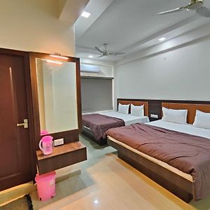 Hotel Heritage Palace
